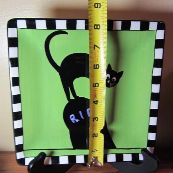 square black cat in the graveyard plate mesa home (W5485) - Picture 3 of 5